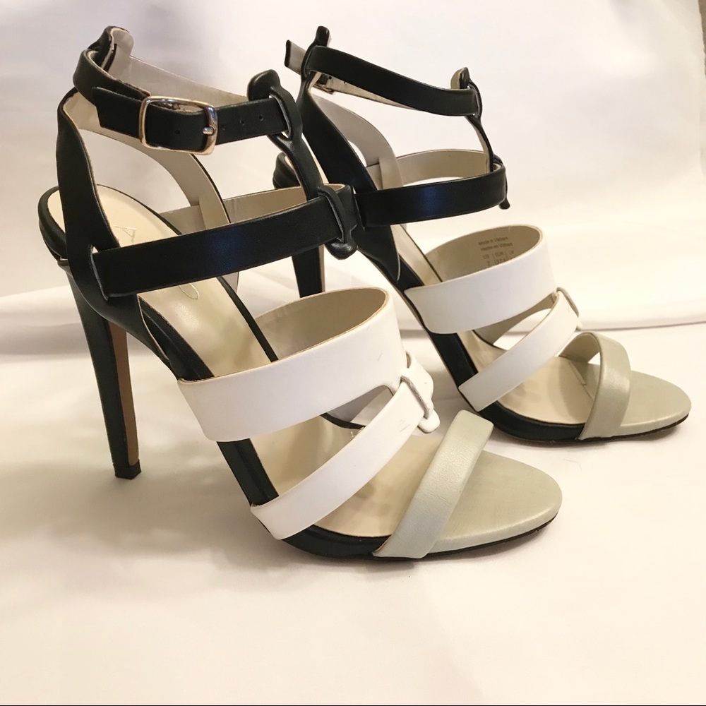 Aldo Strappy Sandals 7
